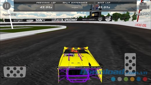 Game đua xe Dirt Trackin cho iOS sở hữu đồ họa cổ điển nhưng không hề nhàm chán