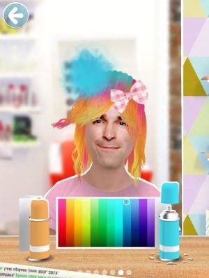 Toca Hair Salon Me cho Android có nhiều hình dán đẹp