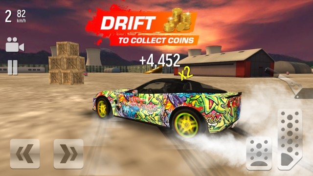Thực hiện các màn drift ngoạn mục để thu thật nhiều coin