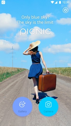Tạo hiệu ứng bầu trời xanh, mây trắng dễ dàng với ứng dụng PICNIC 