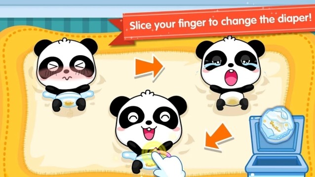 Thay tã / bỉm cho gấu trúc