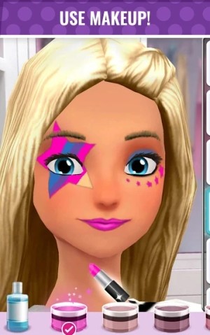 Trang điểm cho Barbie
