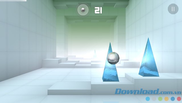 Dùng bi sắt ném vỡ kính Dùng bi sắt ném vỡ kính