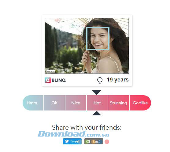 Howhot.io đoán tuổi và giới tính khá chính xác
