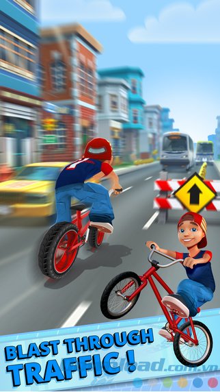 Đua xe trên đường phố đông đúc