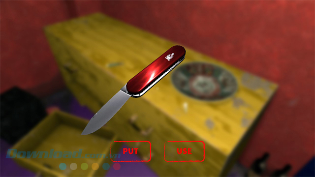 Tìm kiếm và sử dụng các đồ dùng để hỗ trợ cho việc trốn thoát trong game phiêu lưu Crimson Room Decade Demo