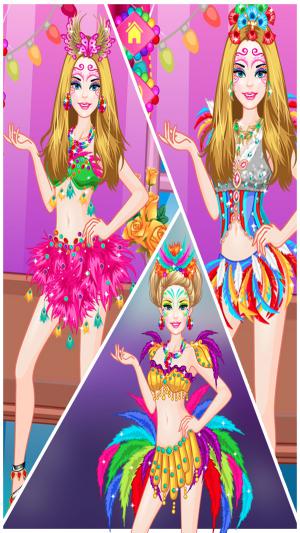 Diện trang phục sặc sỡ và sẵn sàng biểu diễn trên sân khấu Princess Fantastic Carnival