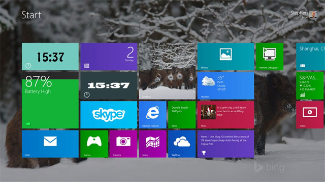 Trạng thái pin được cập nhật liên tục trên Live Tile