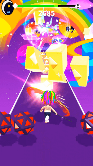 Chạy và chiến đấu cùng chàng rapper nổi tiếng trong game 6ix9ine Runner