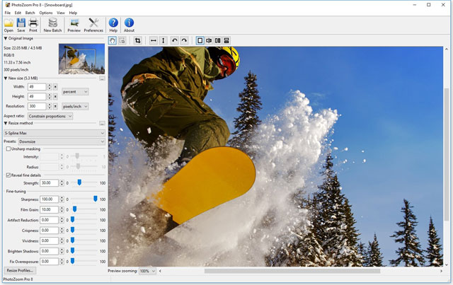 Giao diện hiện đại, trực quan của Photo Zoom Pro 8