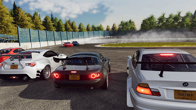 Chế độ đua online Multiplayer mode hỗ trợ tối đa 6 tay đua cùng lúc