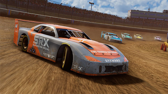 Cạnh tranh với những siêu sao hàng đầu của giải đua Superstar Racing Experience