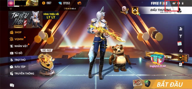 Nhận quà tặng từ hòm thư