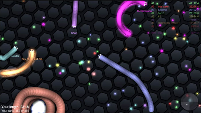 Ăn dấu chấm di chuyển giúp chiều dài con rắn tăng đáng kể