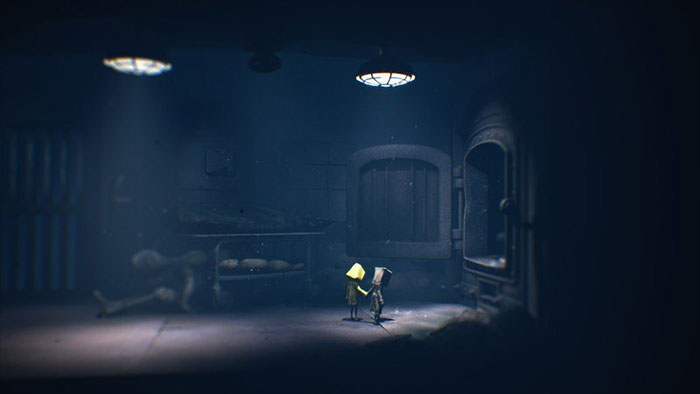Chú ý tới các gợi ý xung quanh để đạt được các thành tích trong Little Nightmares 2
