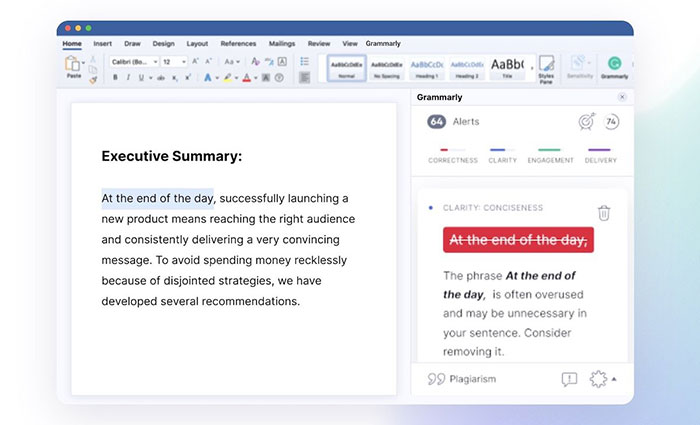 Giao diện Grammarly kiểm tra chính tả trong Microsoft Word