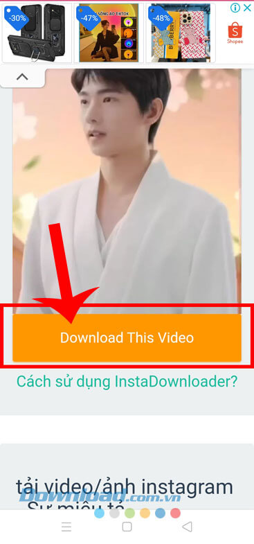 Chạm vào nút Download This Video