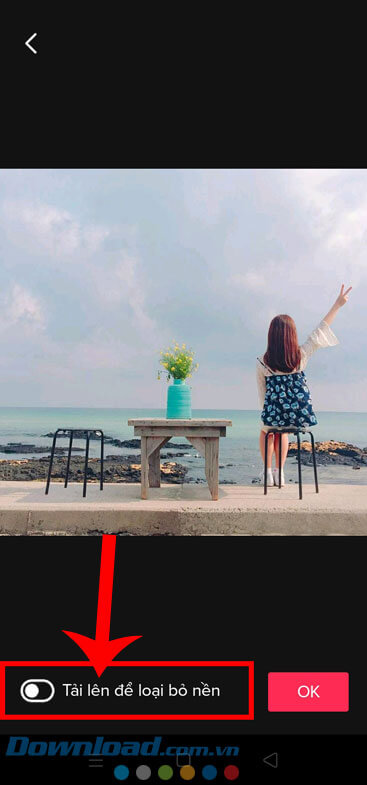 Chạm vào mục Tải lên để loại bỏ nền.