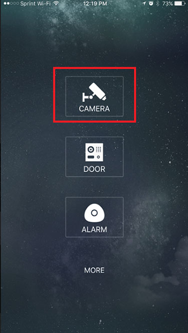 Từ màn hình chính chọn “Camera”