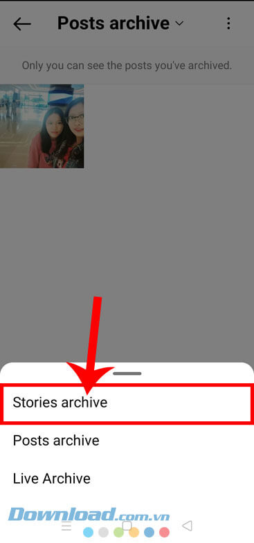 Chạm vào mục Stories Archive