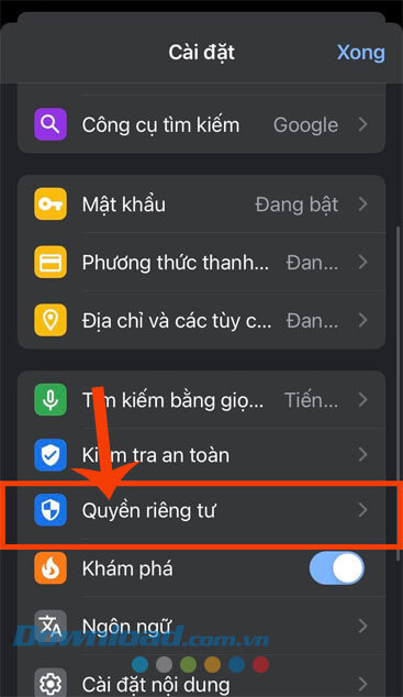 Chạm vào mục Quyền riêng tư