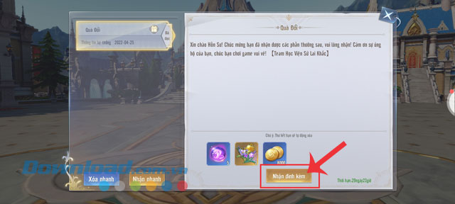 Chạm vào mục Nhận quà đính kèm