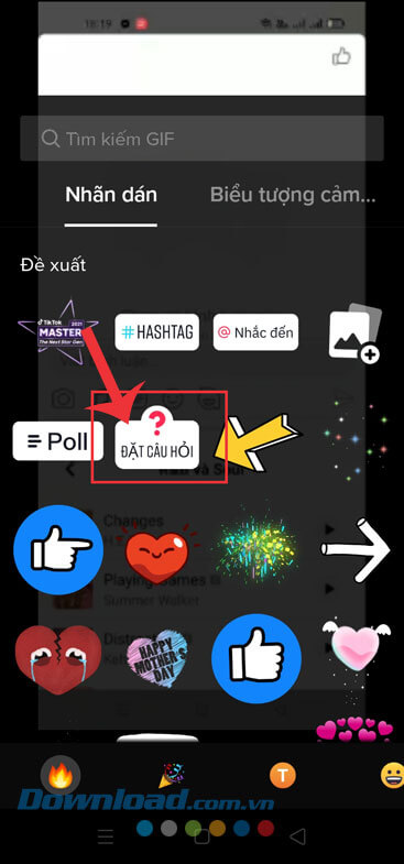 Chạm vào mục Đặt câu hỏi