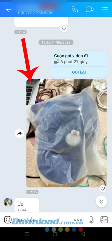 Chạm và giữ vào tin nhắn