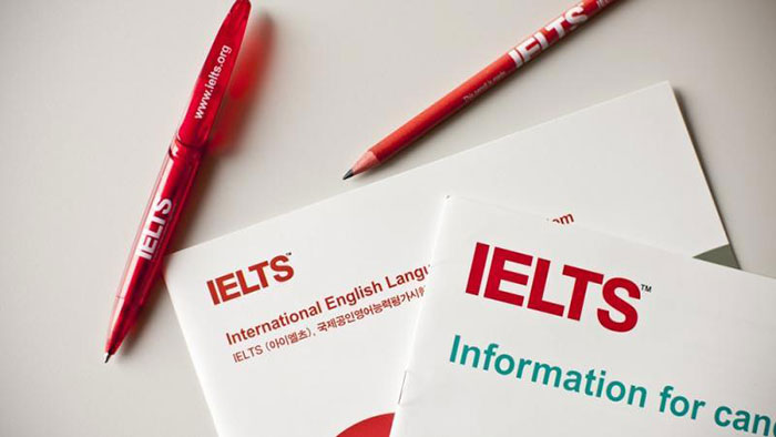 Bài thi IELTS kiểm tra trình độ tiếng Anh ở 4 kỹ năng nghe, nói, đọc và viết