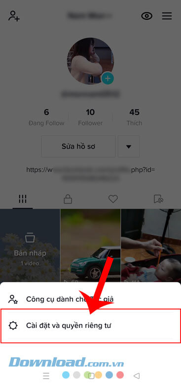 Ấn vào mục Cài đặt và quyền riêng tư