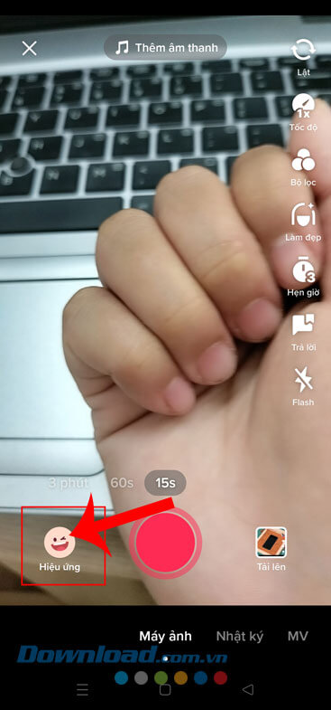 Chạm vào biểu tượng khuôn mặt