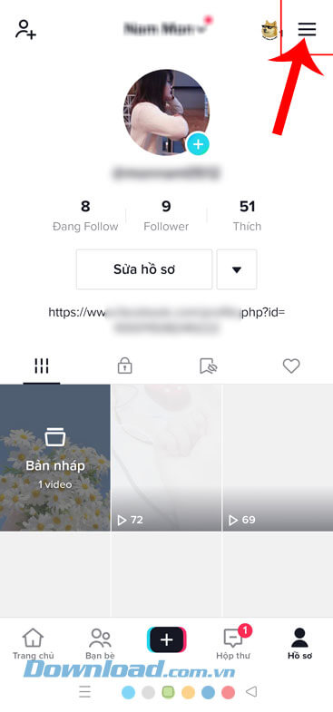 Nhấn vào biểu tượng ba dấu gạch ngang