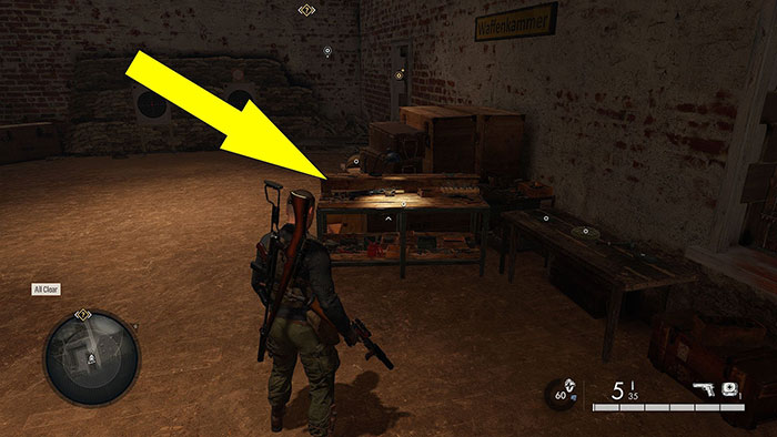 Bàn làm việc để tùy chỉnh vũ khí nằm rải rác khắp nơi trên các bản đồ