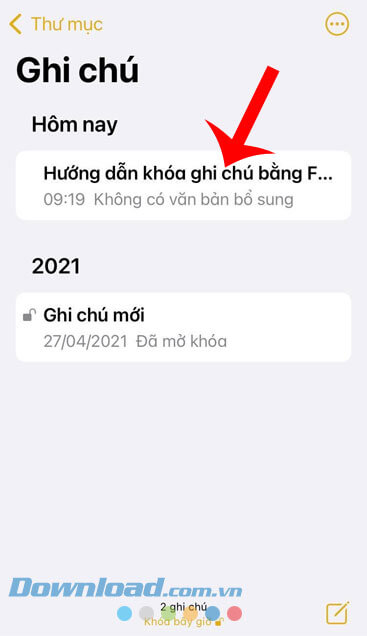 Chạm và giữ một ghi chú bất kỳ