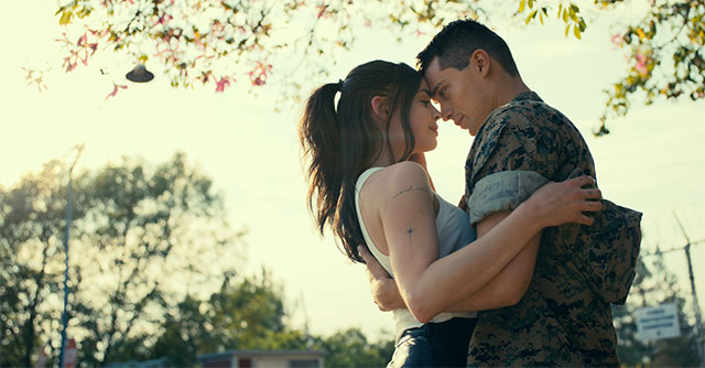 Poster phim Purple Hearts - Trái Tim Tím trên Netflix