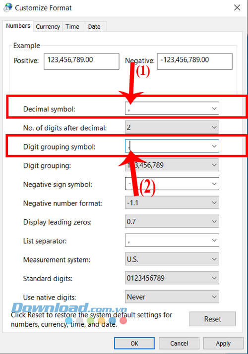 Đổi ở Decimal symbol thành dấu "," và Digit grouping symbol thành dấu "."