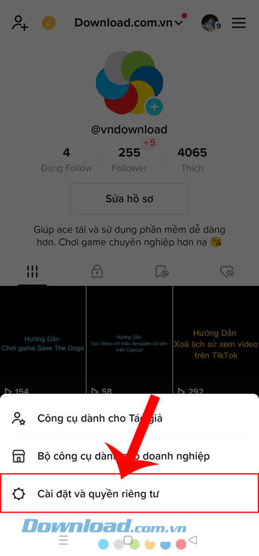 Chạm vào mục Cài đặt và quyền riêng tư