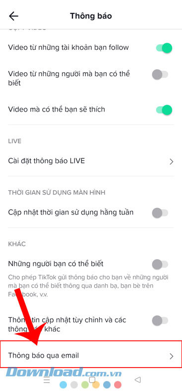 Nhấn vào mục Thông qua email