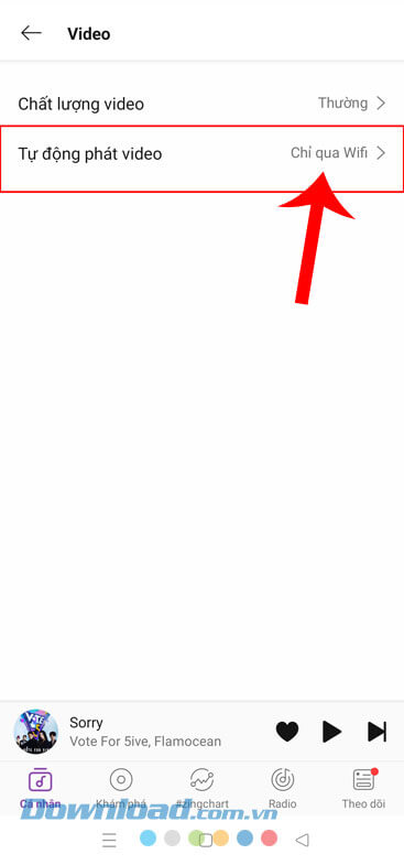 Chạm vào Tự động phát video