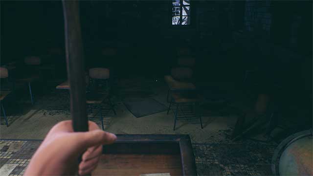 Tìm cách thoát khỏi ngôi trường hoang ẩn chứa một tên sát nhân đáng sợ trong Puppeteer