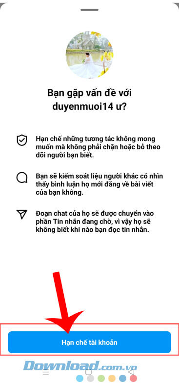 Ấn vào nút Hạn chế tài khoản