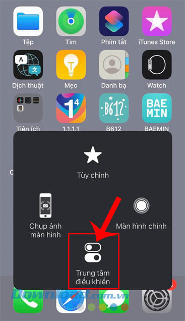 Mở Trung tâm điều khiển iPhone lên