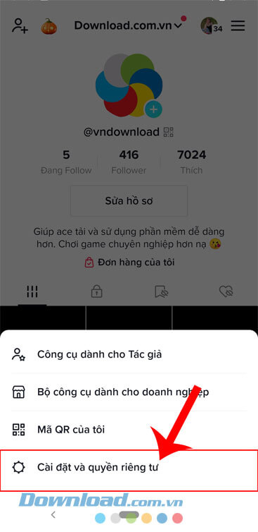 Ấn vào mục Cài đặt và quyền riêng tư