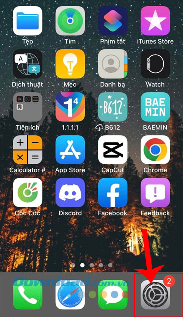 Mở ứng dụng Cài đặt trên điện thoại iPhone lên 