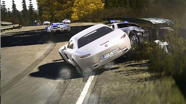 Game Crash Time Undercover đòi hỏi tốc độ đáng kinh ngạc và phản xạ chính xác của người chơi