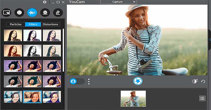 YouCam là phần mềm webcam tuyệt vời dành cho streamer