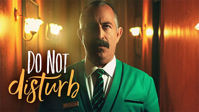 Poster phim Đừng Làm Phiền (Do Not Disturb) trên Netflix tháng 9