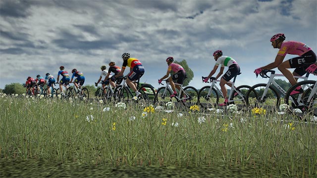 Mở khóa các tay đua, đường đua, trang phục... từ giải đua xe Tour de France 2024