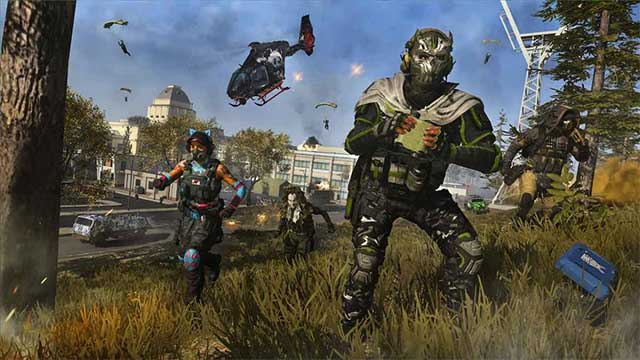 Bạn có thể sử dụng Bluestacks hoặc GameLoop để chơi game trên PC