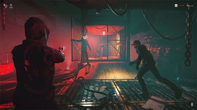 Là Operator, người chơi có thể chọn chiến đấu 1 mình hoặc hợp tác nhóm 5 người